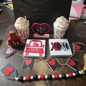 Valentine's Day Love Party Decoration Set